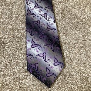 Roberto Villini Purple Paisley 100% Silk Tie